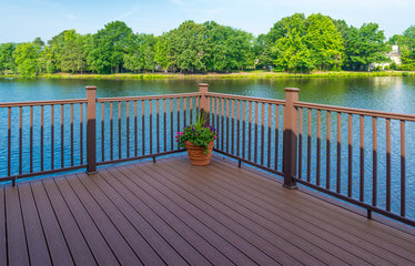 Picture of an outdoor deck installed by Fence and Decks of Ocala, serving the area in and around Ocala, FL.